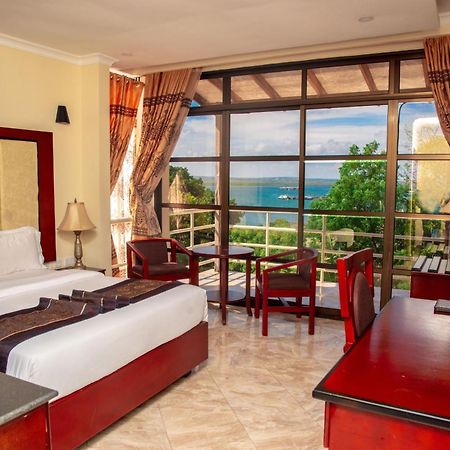 Nyumbani Hotel And Resorts Tanga Buitenkant foto